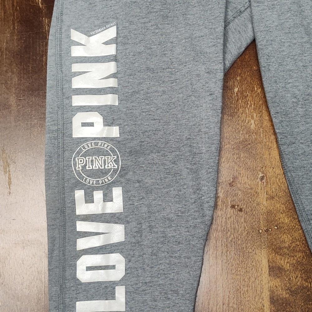 Pink yoga pants size small